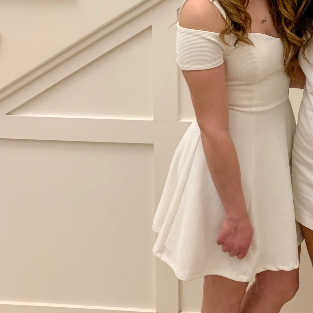 White Dress-only worn once 👗